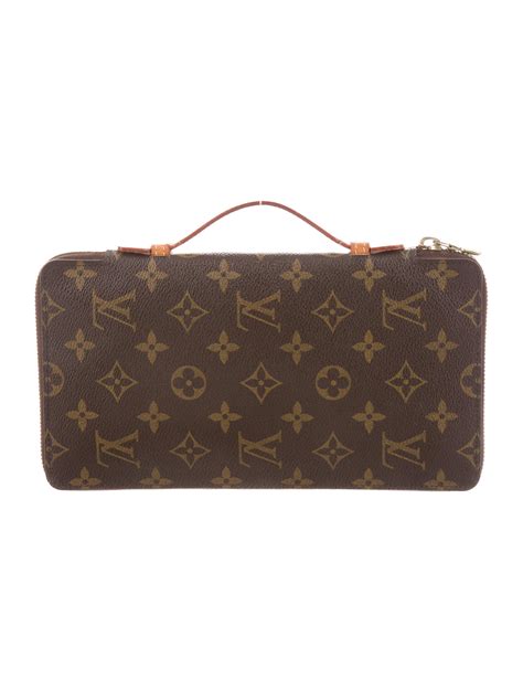 louis vuitton voyager travel wallet